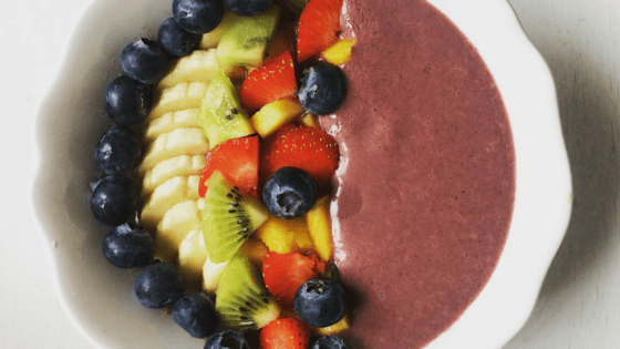 Acai berry smoothie bowl
